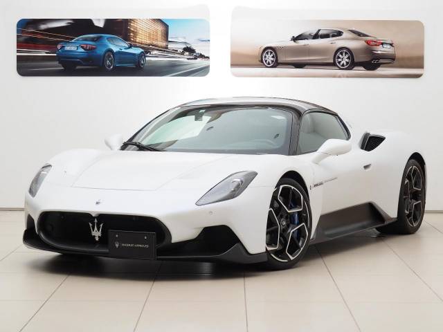 MC20型式：7BA-MC30（マセラティ）のクルマカタログ｜中古車の