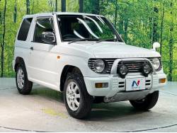 パジェロミニ【特別・限定】ホワイトスキッパーX（三菱）[3AT]の