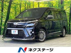 ヴォクシー型式：6AA-ZWR80W（トヨタ）のクルマカタログ｜中古車の