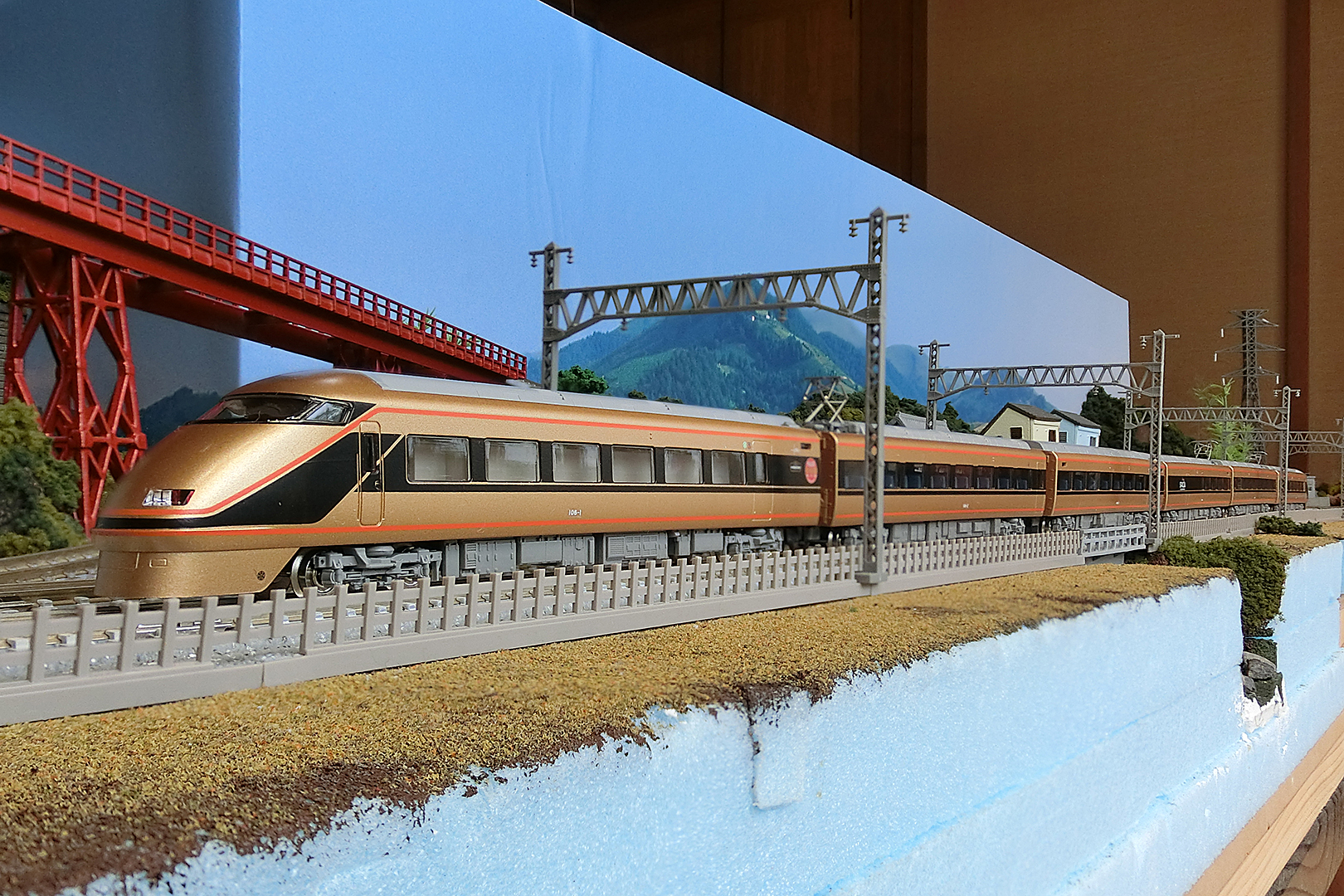 TOMIX 98617 東武100系スペーシア (日光詣スペーシア・新エンブレム