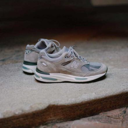 国内10月27日/2月9日発売予定】 ニューバランス 991V2 グレー (U991GL2