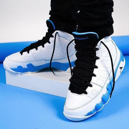 国内3月23日発売予定】 ナイキ エアジョーダン9 レトロ ホワイト