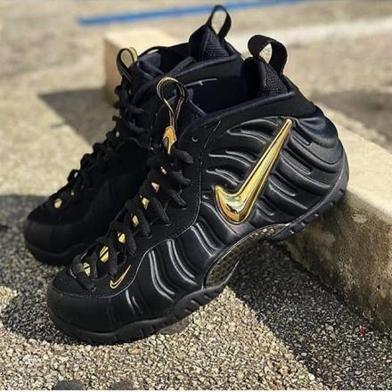 国内11月17日発売予定】 ナイキ エア フォームポジット プロ ブラック