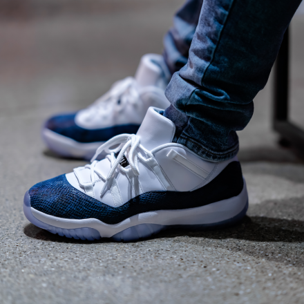 国内4月19日発売予定】ナイキ エア ジョーダン 11 ロー LE 