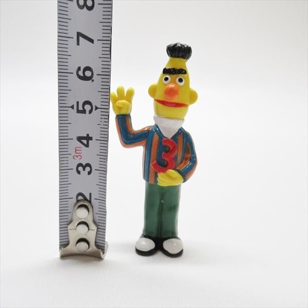 セサミストリート バート PVC トイ フィギュア Three
