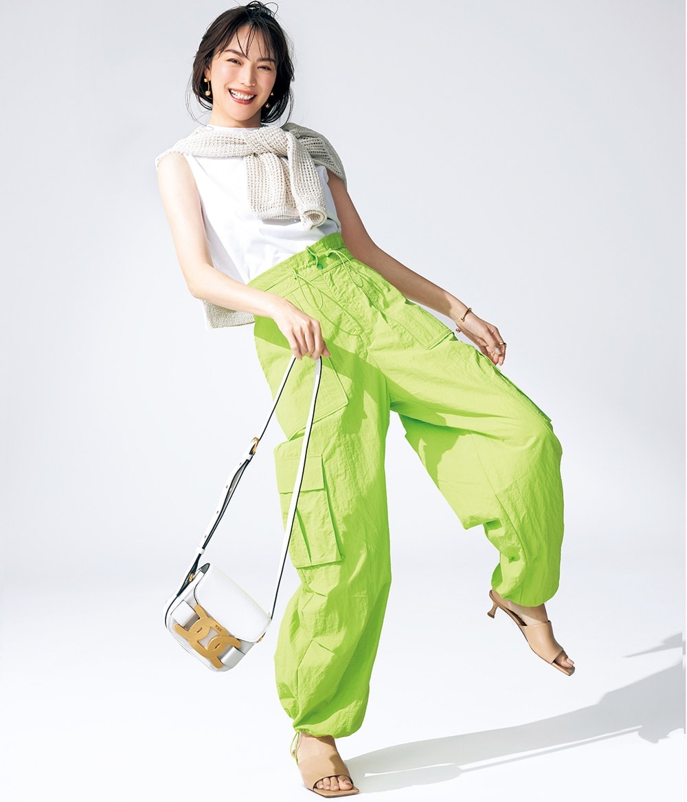 エビちゃん・蛯原友里さんが着こなす「デニム＆パンツ」コーデ17選