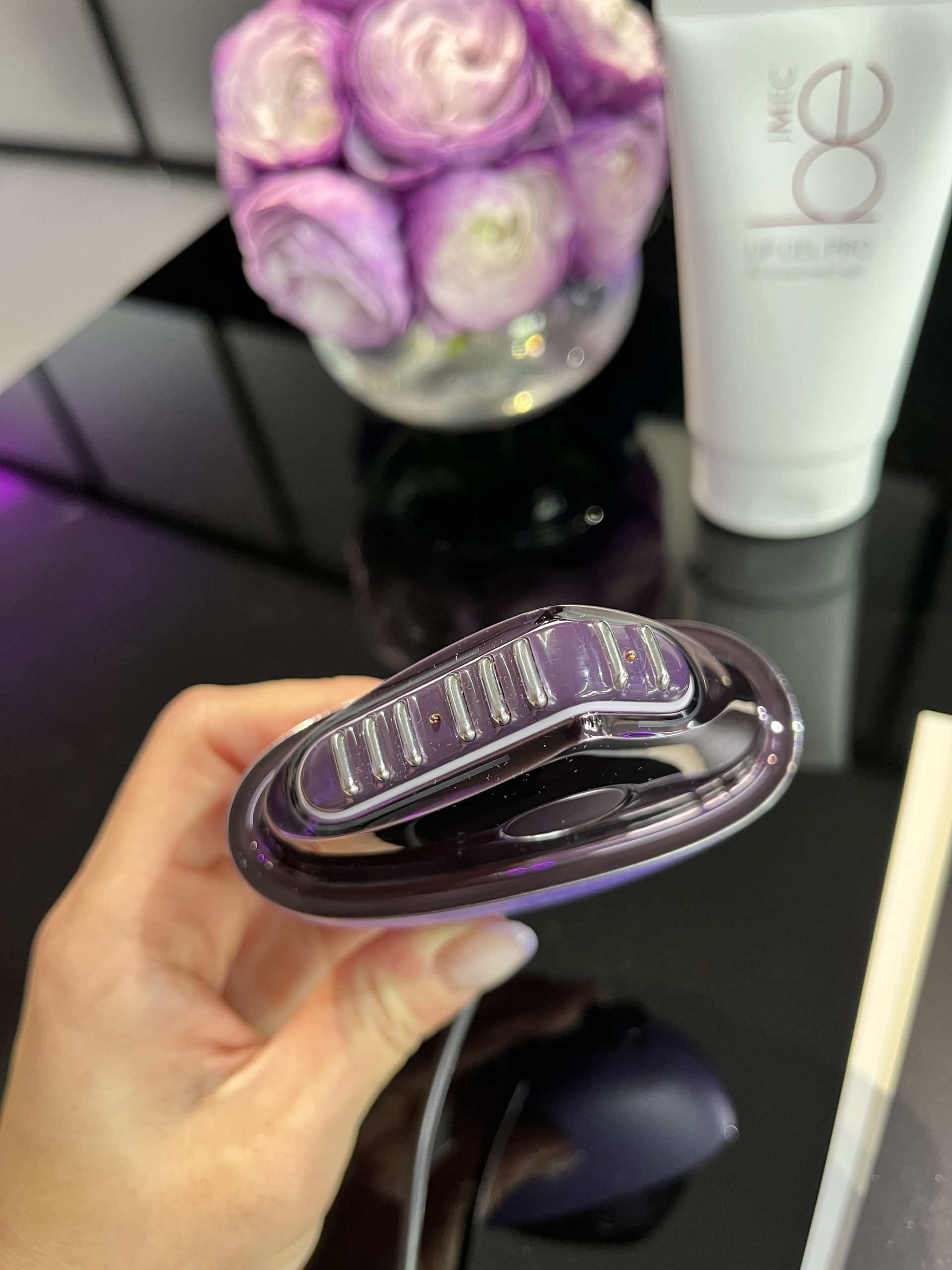 医療機器メーカー発！たるみに着目した、ハイスペック美顔器【発表会