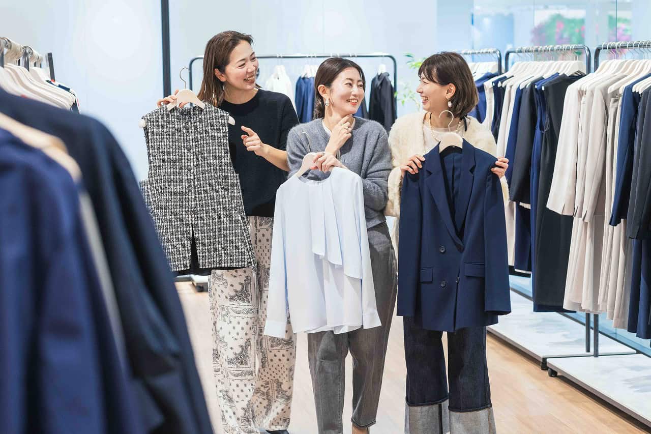 40代私立ママの卒入学式に！【PLSTプラステ】の名品ネイビー