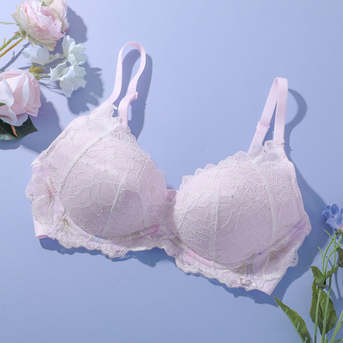 トリンプ Triumph TR606 天使のブラ 魔法のハリ感 ノンワイヤー