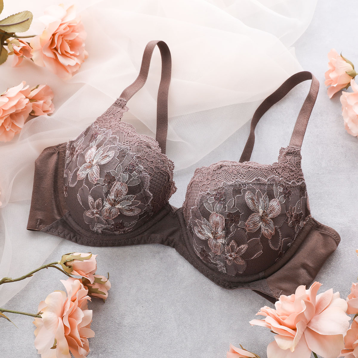 トリンプ TR636 天使のブラ 魔法のハリ感 ブラジャー DEF 大きいサイズ