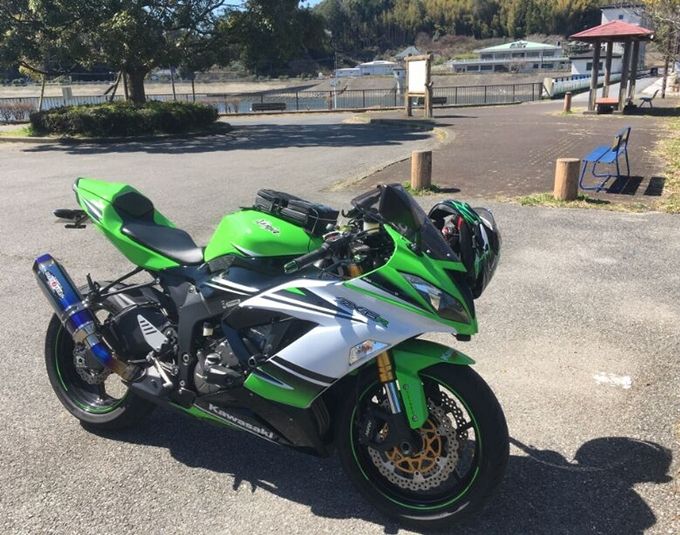 ZX-6R レビュー】30周年モデルと同い年 ”ウェビックユーザーの「愛車を
