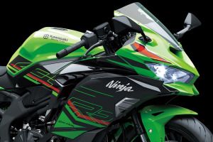 ZX-4R発表で注目度急上昇!?】元気に走れる400スポーツ「6選」 - Webike