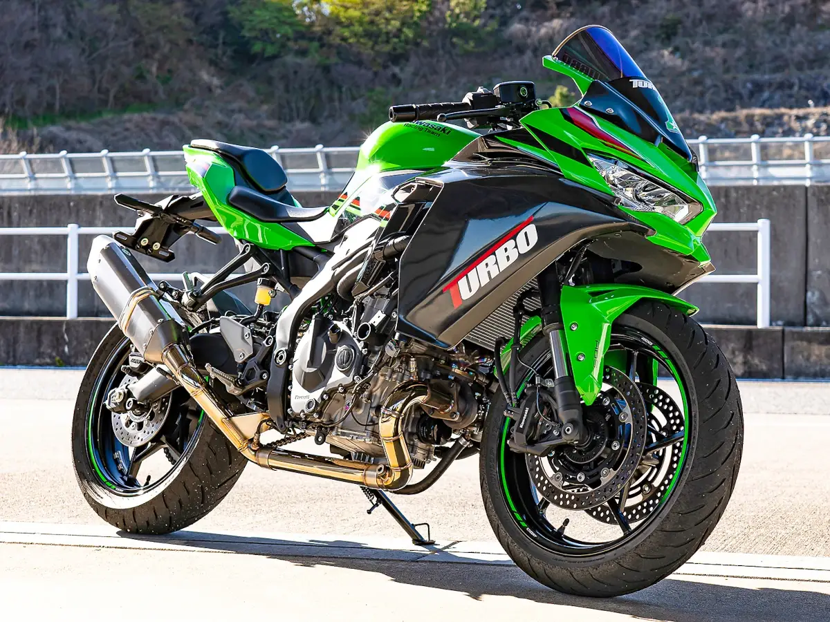 400ccで目指せ300km/h！ トリックスターZX-4Rターボが名古屋MCショーで