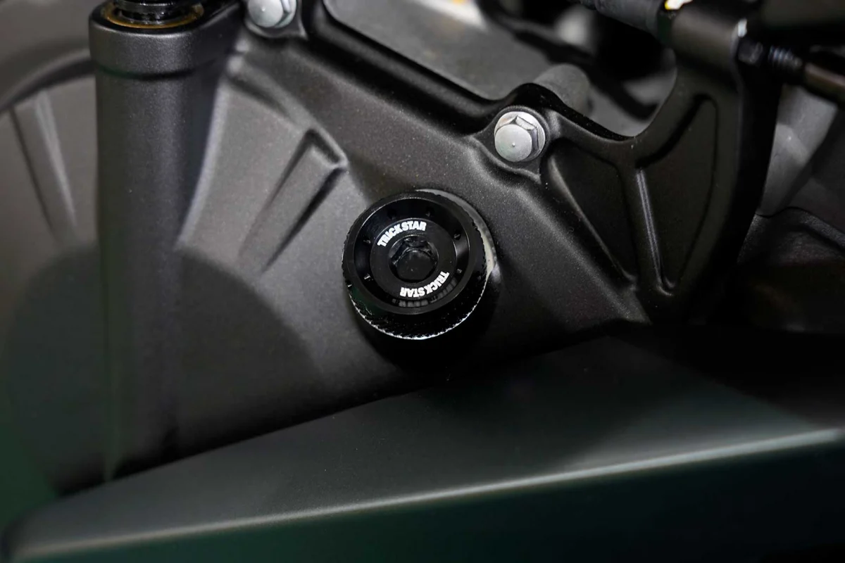 カユイところに手が届く！ TRICK STARより2025年モデル Ninja ZX-4R