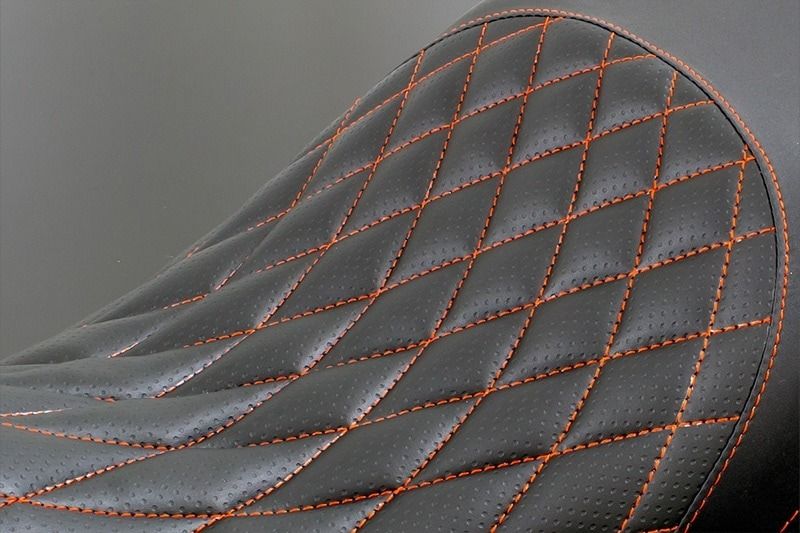 Webike | ARCHI アーキ ヴァイパーシート ドットパンチ ARCHI刺繍