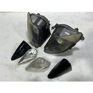 ウェビックガレージセール | フォルツァのヘッドライト | 中古パーツ