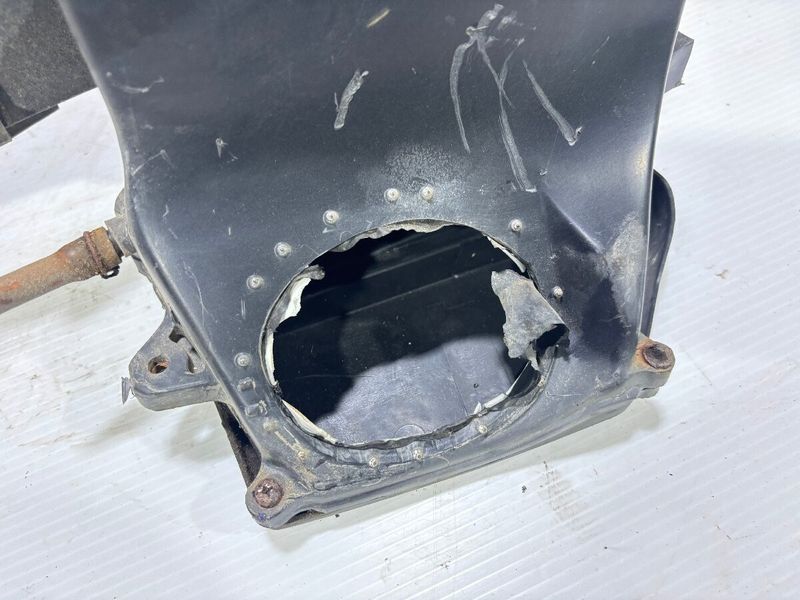 DTランツァ230 エアークリーナボックス