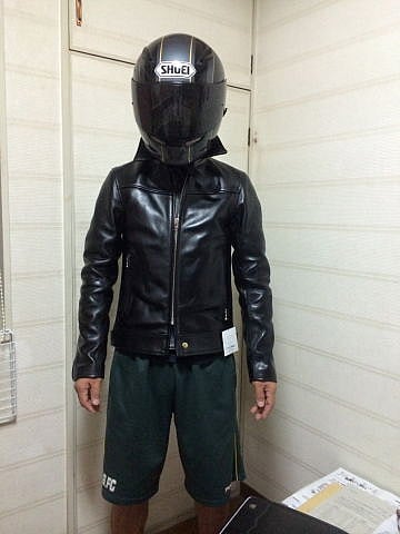 KADOYA:カドヤ TROPHY-0 [MERIDEN] シングルライダースを使った