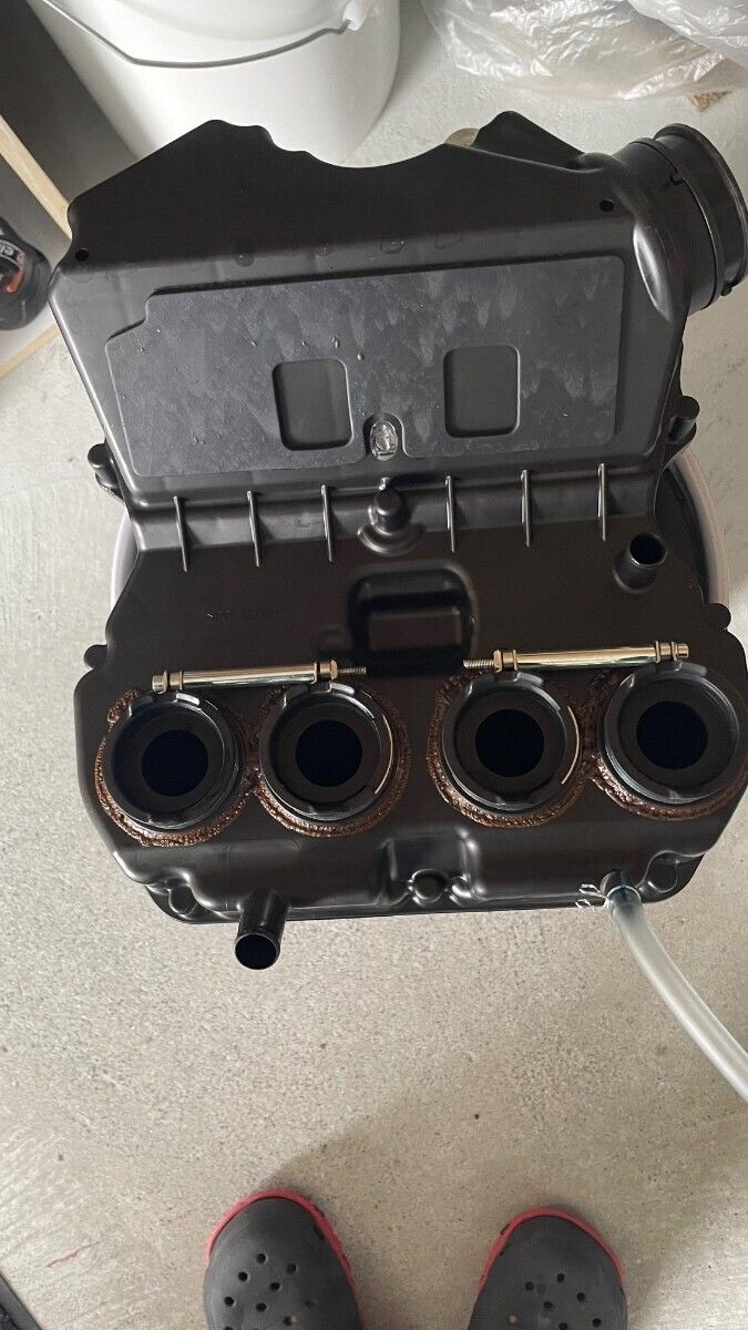 KAWASAKI ZX-25R「後期エアクリーナBOX」 | ウェビックコミュニティ