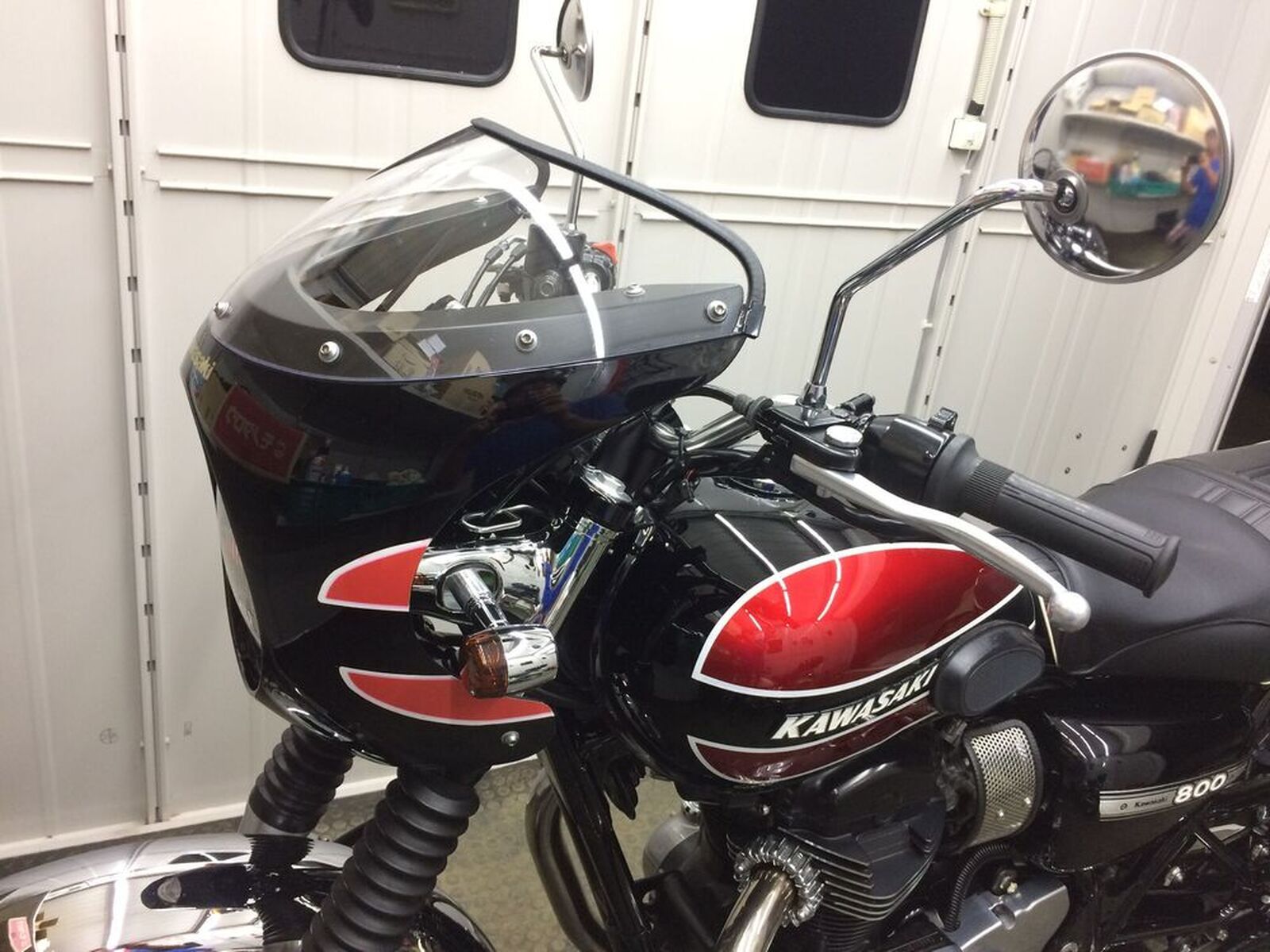 KAWASAKI W800「純正W3ミラー。あるなら言ってよー！」 | ウェビック