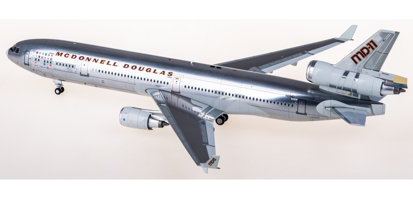 L2105 McDonnell Douglas MD-11 N111MD SQ Wings 1:200 -飞机模型世界