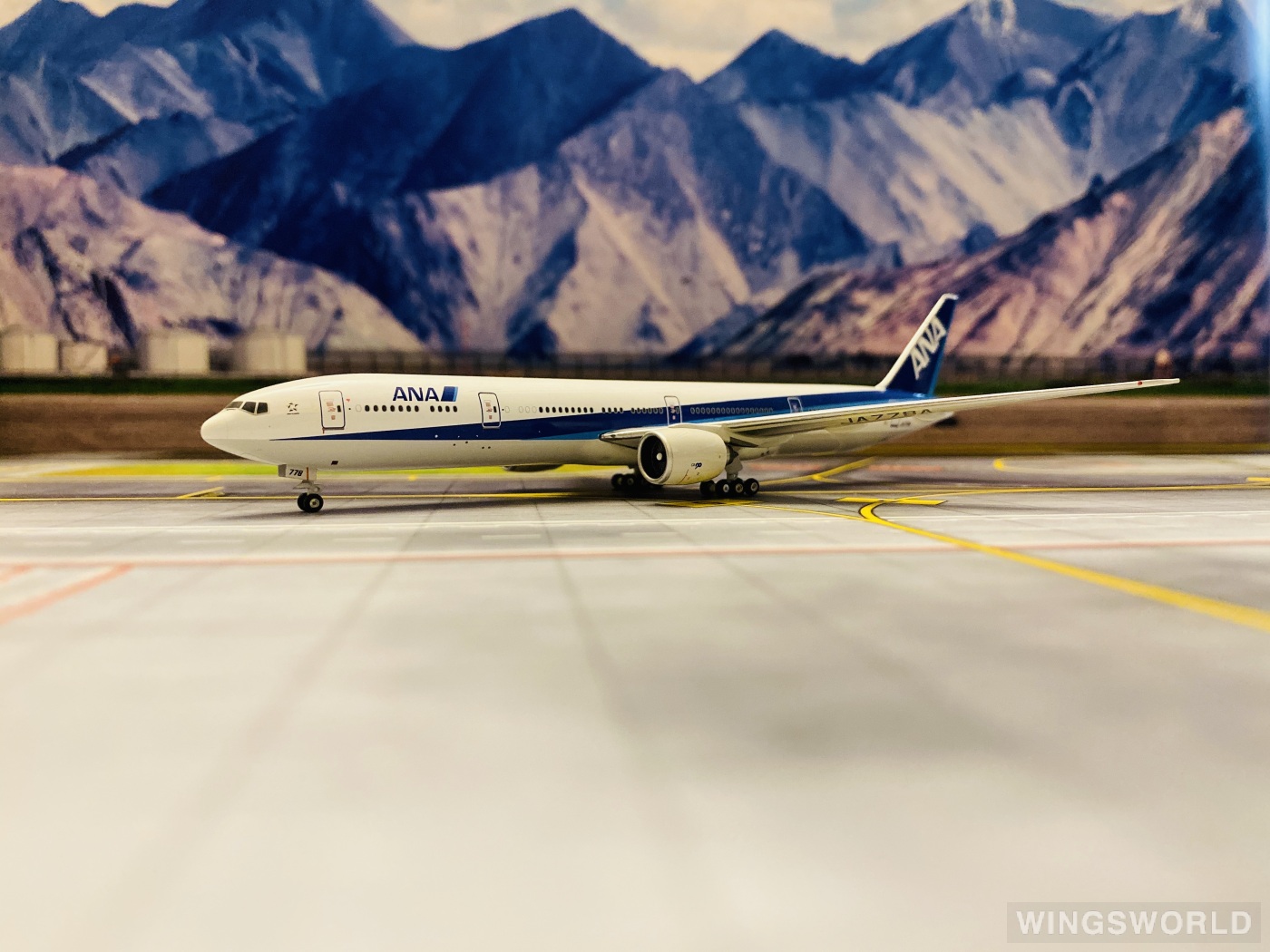 Phoenix 1:400 Boeing 777-300 ANA 全日空PH10517 JA778A 的照片作者