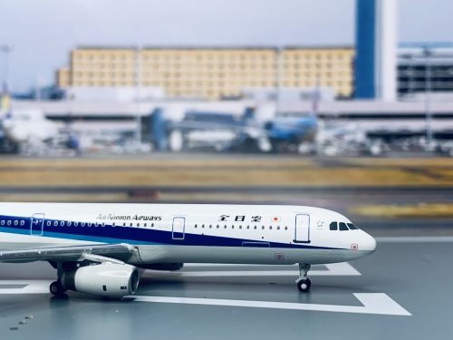 Phoenix 1:400 Airbus A321 ANA 全日空PH10059 JA107A 的相册- 飞机