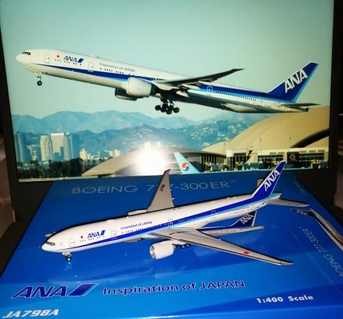 Phoenix 1:400 Boeing 777-300ER ANA 全日空PH04327 JA798A 图片和二手