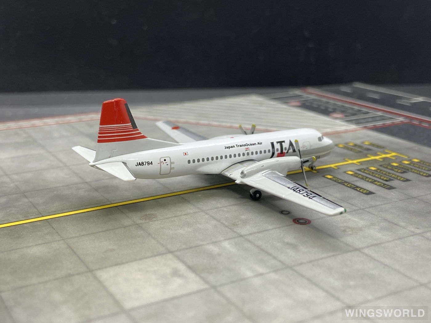 Geminijets 1:400 NAMC YS-11 Japan Transocean Air 日本越洋航空