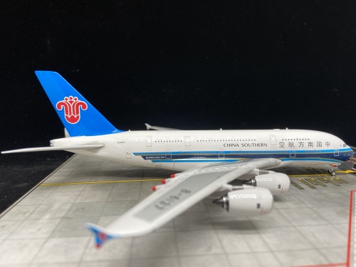 PH11535 China Southern 中国南方航空Airbus A380 B-6137 Phoenix 1