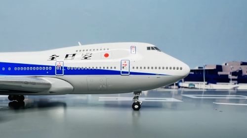 BB4-741-003 ANA 全日空Boeing 747-100SR JA8152 BigBird400 1:400