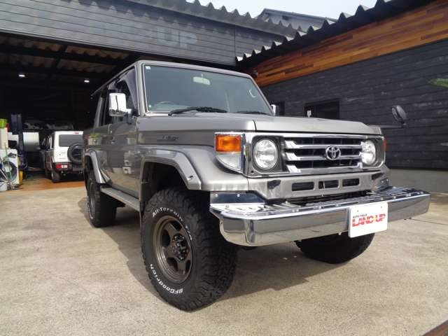 トヨタ ランドクルーザー70 4.2 ZX ディーゼル 4WD の中古車詳細