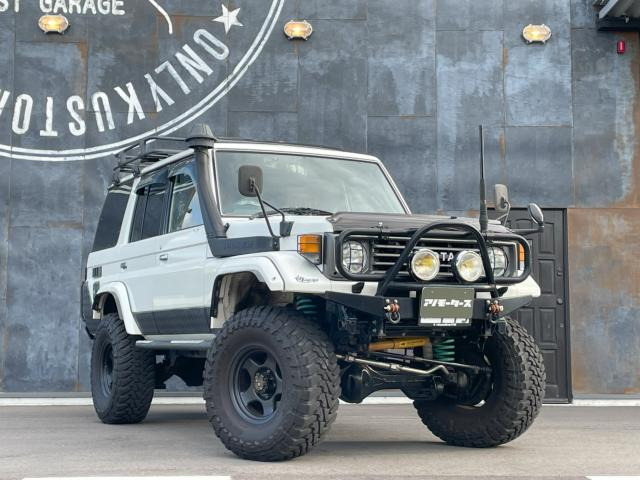 トヨタ ランドクルーザー70 4.2 ZX ディーゼル 4WD リフトアップ