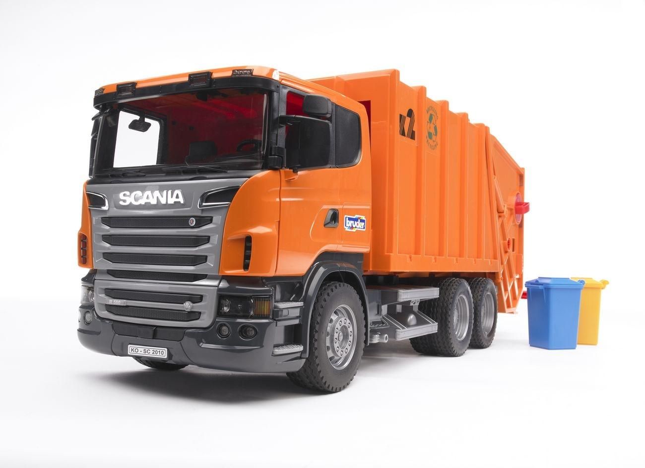Bruder ブルーダー]Pro Series SCANIA ごみ収集車(orange) - 木の