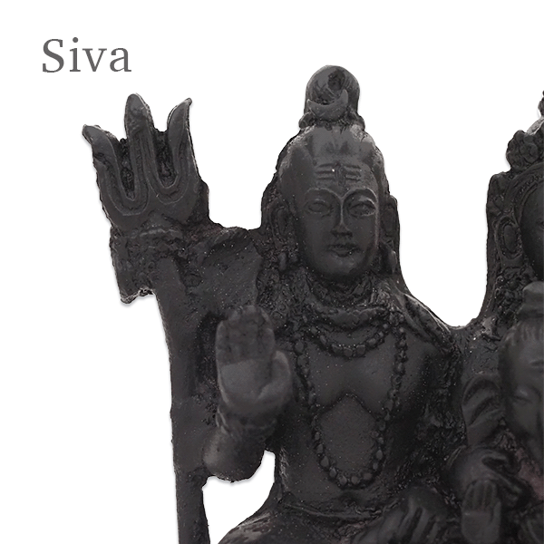 シヴァ神ファミリー像（インド）