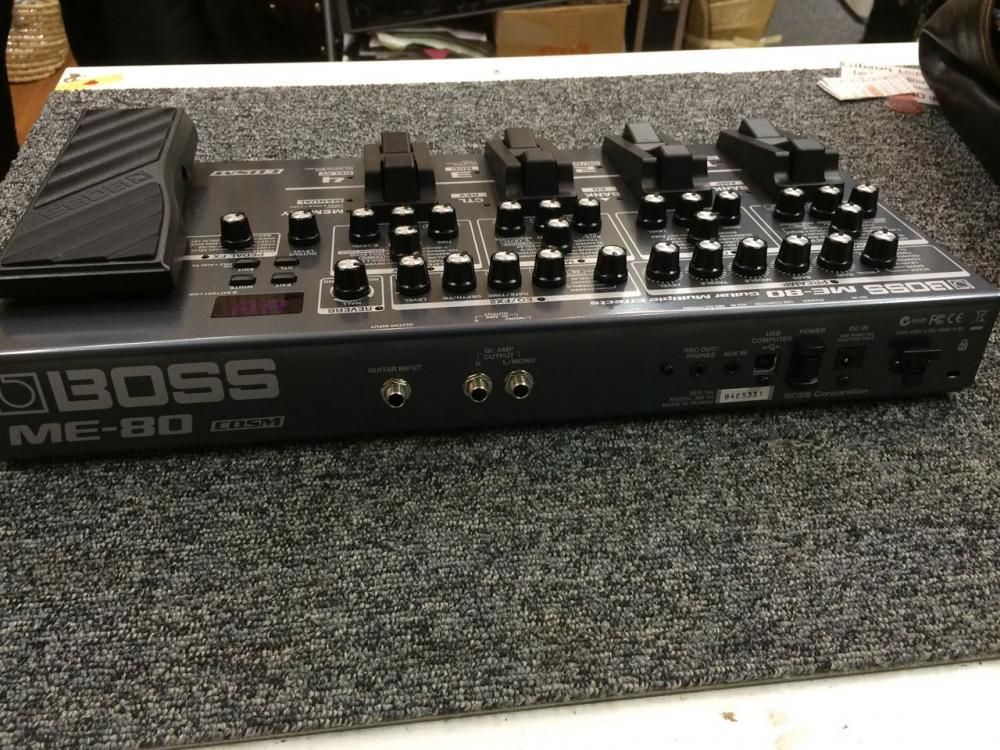 中古品 BOSS ME-80 マルチエフェクター - 奈良市のギターショップ