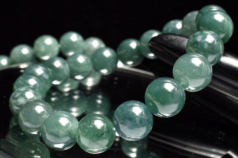 グアテマラ産◇希少マンサーノ翡翠 ブルージェダイト 青翡翠 9.5mm