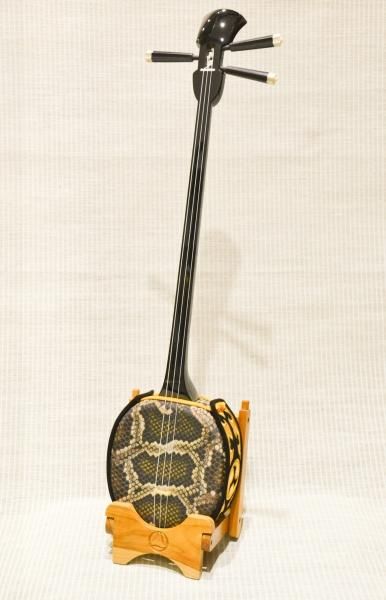 ちんだみ三線店 白木 人工皮 三線