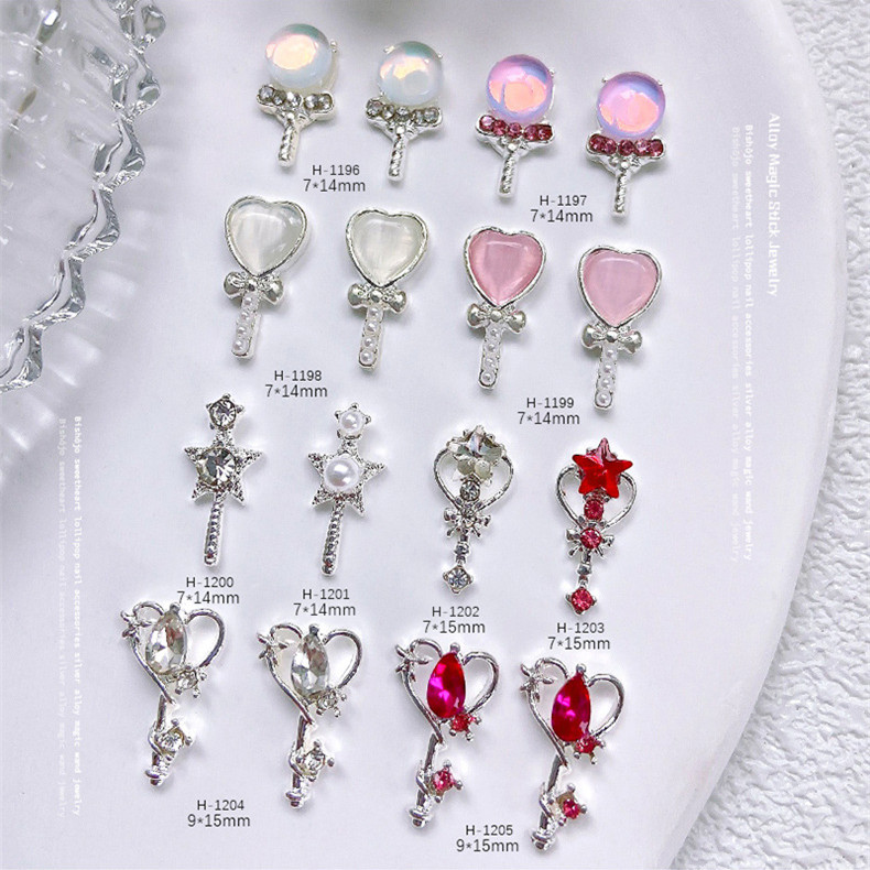 商品説明必読!!魔法のステッキ❤︎ネイルパーツ 商品説明必読!!魔法の