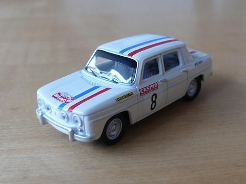 Renault 8 Gordini ﾎﾜｲﾄ 1/54 - ルノー・プジョー・シトロエン 欧州車
