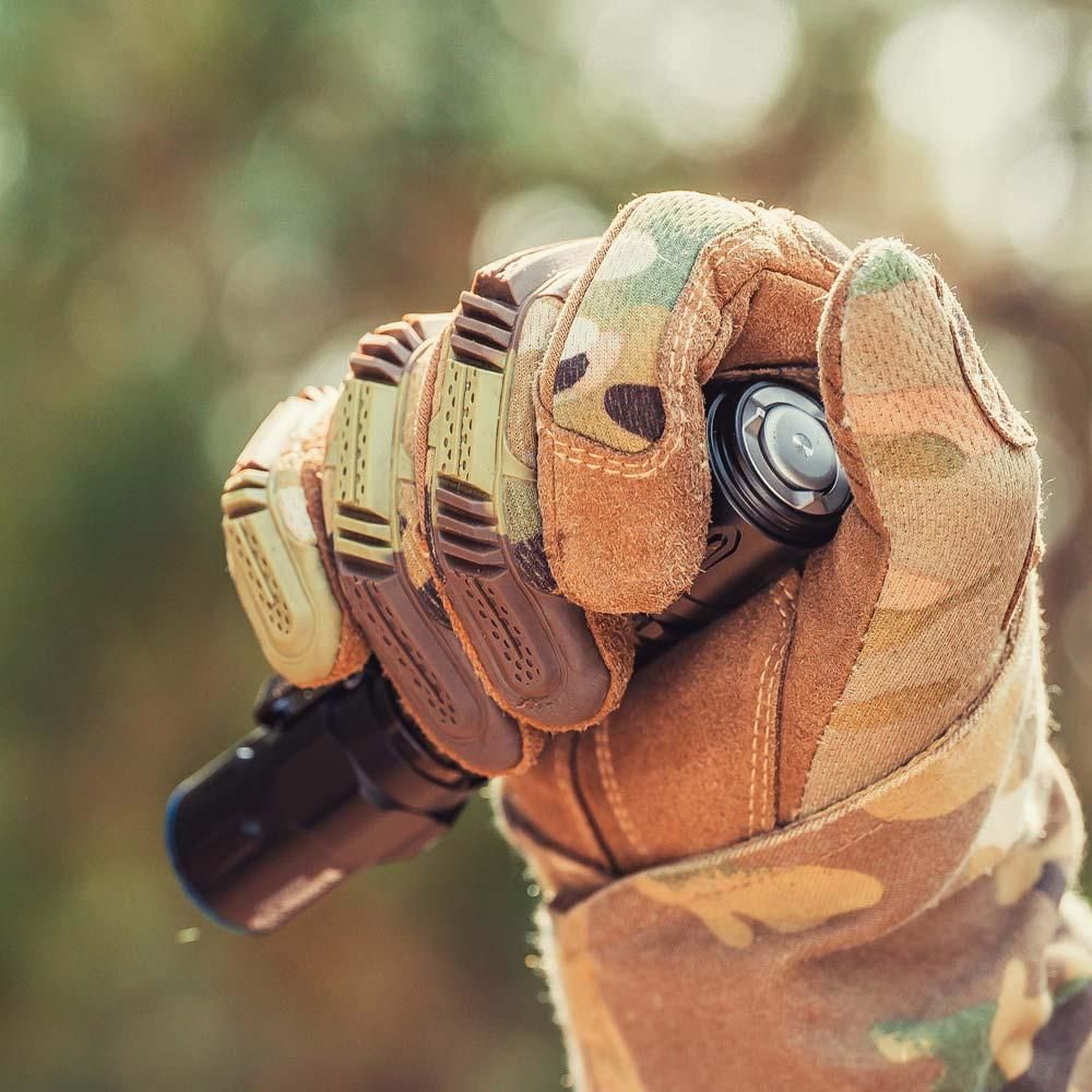 OLIGHT オーライト WARRIOR 3S タクティカルライト