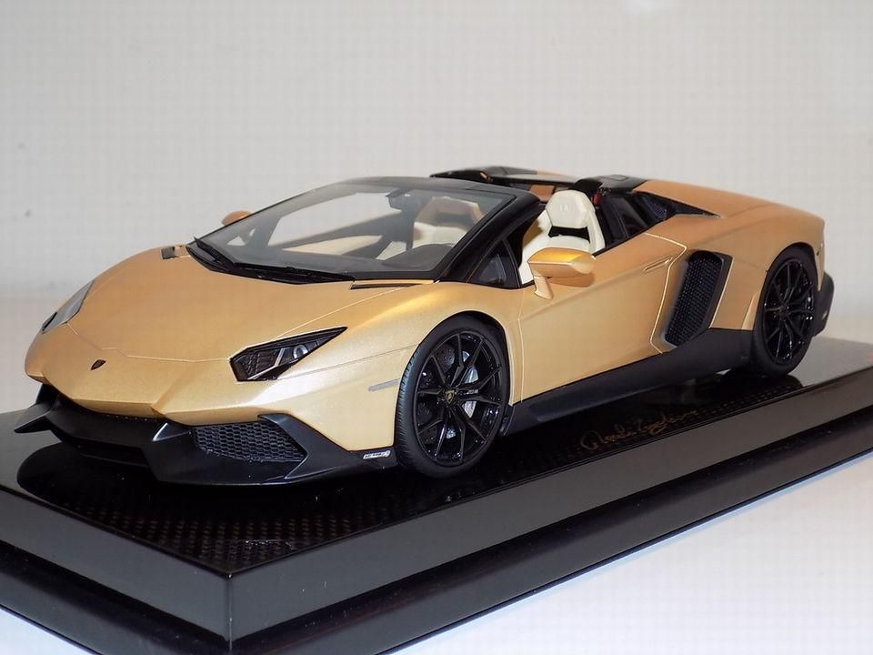 1/18 MR Lamborghini Aventador LP-720 50th Aniv Roadster Gold