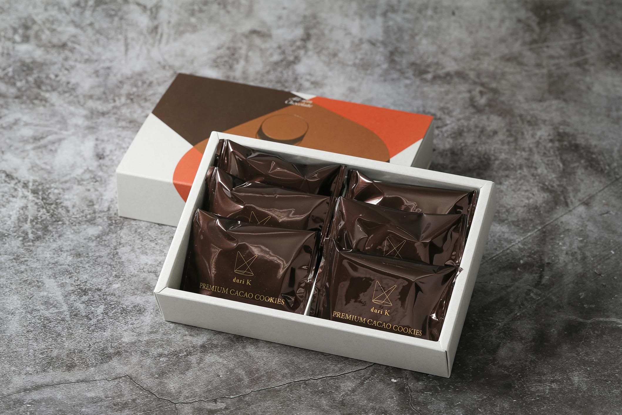 カカオサンドクッキー 6枚入（ダーク）