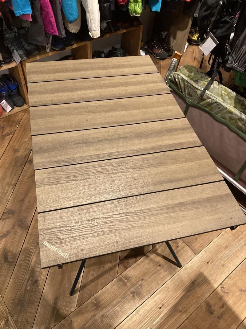 mont-bell モンベル＞ マルチ フォールディング テーブル ワイド