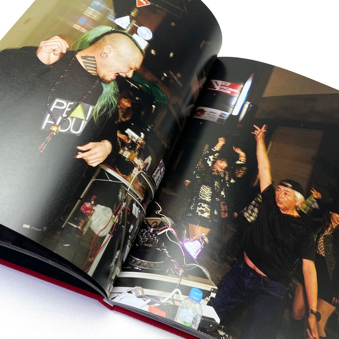 グレート・ザ・歌舞伎町 写真集「 どうも 」 - studio PEAK△HOUR | STORE