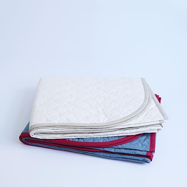 Horse Blanket Research（ホースブランケットリサーチ）/Padded Blanket