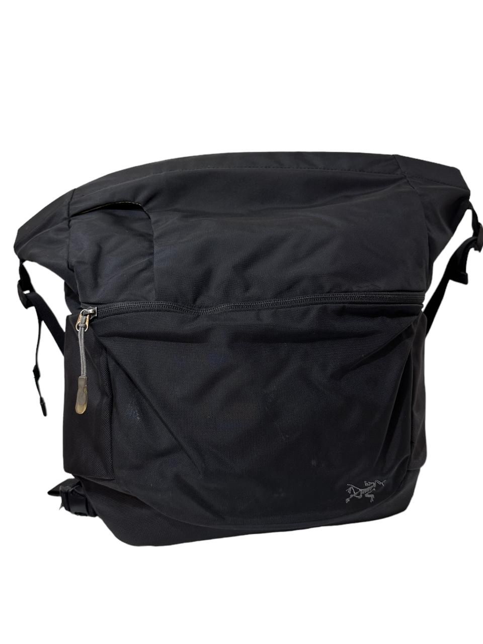 ARC'TERYX Mistral 21 黒 21L アークテリクス ミストラル 21