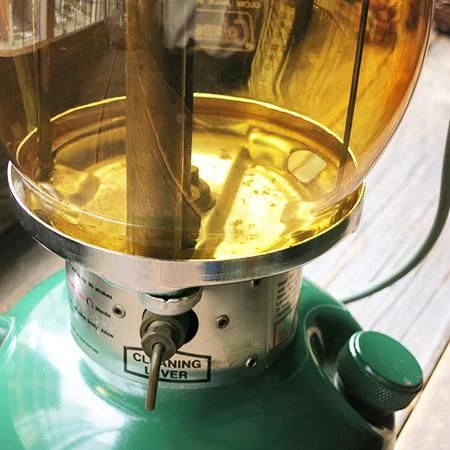 オールドコールマンランタン200A グリーン アンバーグローブ（1980年11