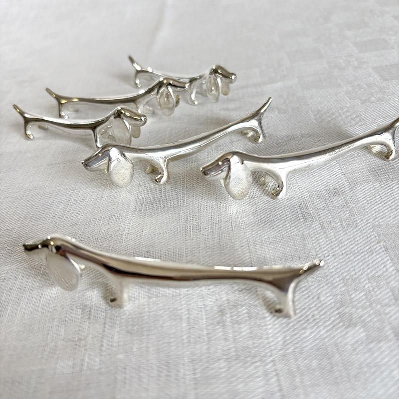 カトラリーレスト メタル製ダックスフンドの可愛い箸置きアンティー