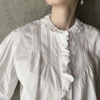 Antique Cotton Scallops & Torsion Lace Blouse（アンティーク